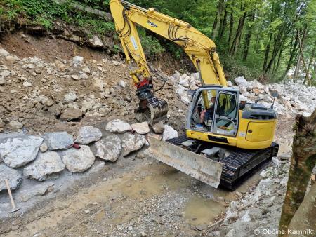 Sanacijska obnova vodotokov in hudournikov po poplavah (12)